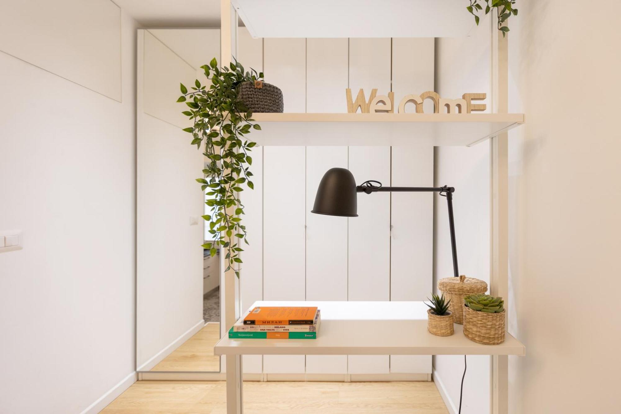 Tiny & Tidy Studio In The Key Area Of ミラノ エクステリア 写真